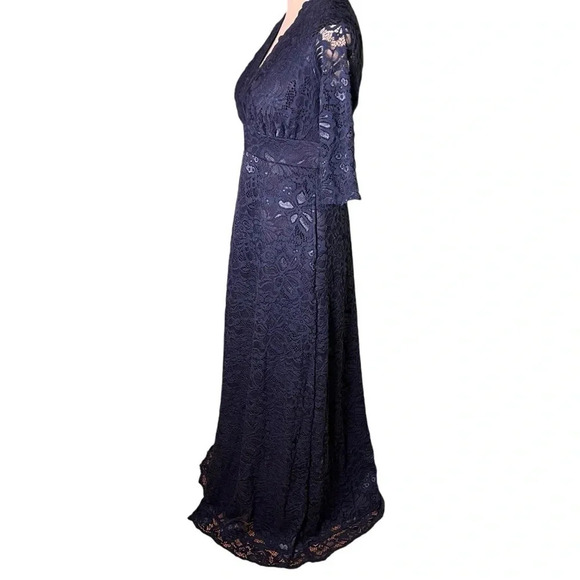 Kiyonna Maria Womens Navy Lace Evening Gown 3/4 Sleeve Scallop Full Length S - Picture 8 of 13